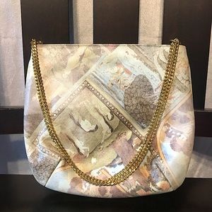 PURSE Unique and dressy